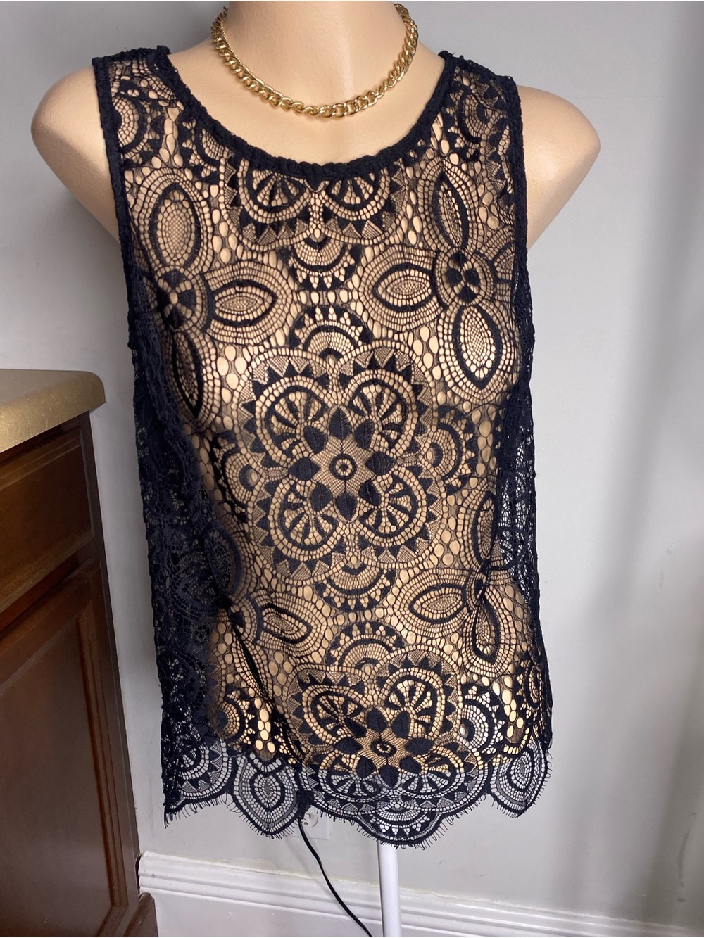 Simply Styled Black Lace Camisole Tank